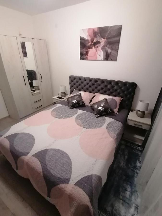 Jm Apartman Čačak Exteriör bild