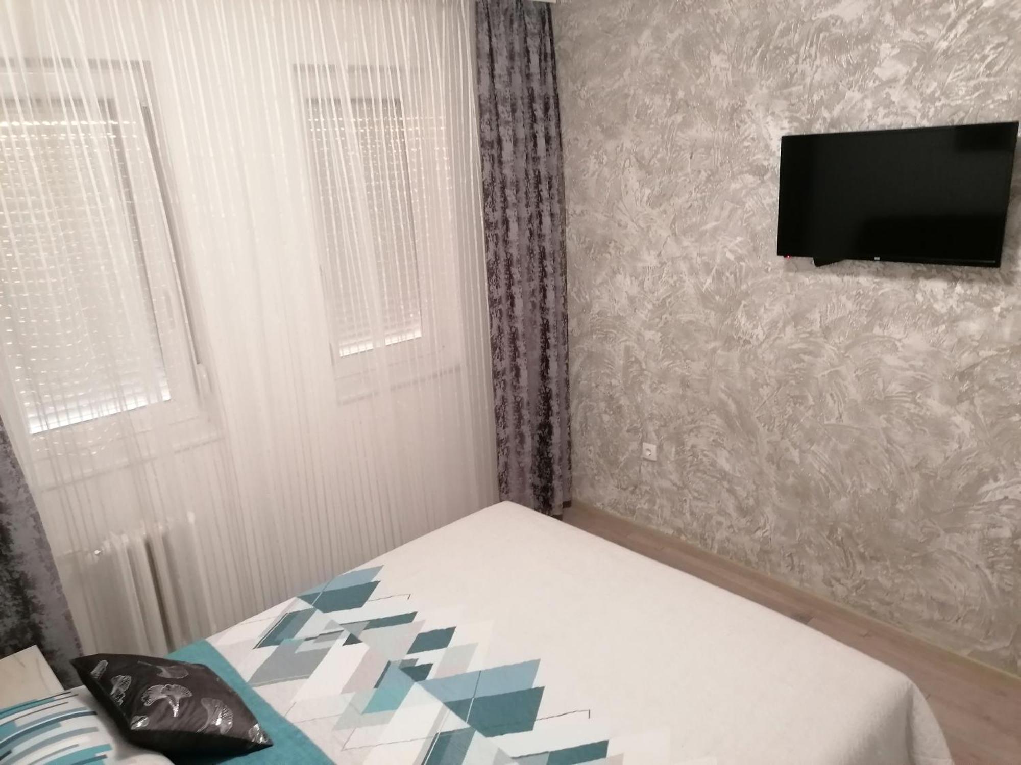 Jm Apartman Čačak Exteriör bild